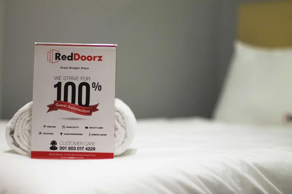 Reddoorz @ Kartika Plaza Otel Kuta Lombok