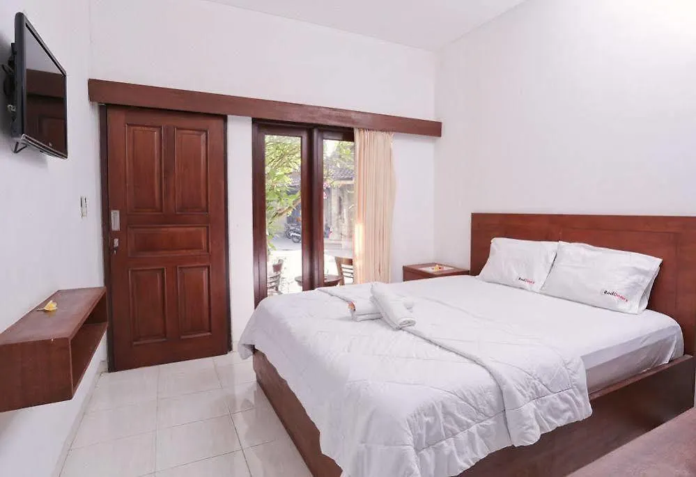 Reddoorz @ Kartika Plaza Otel Kuta Lombok
